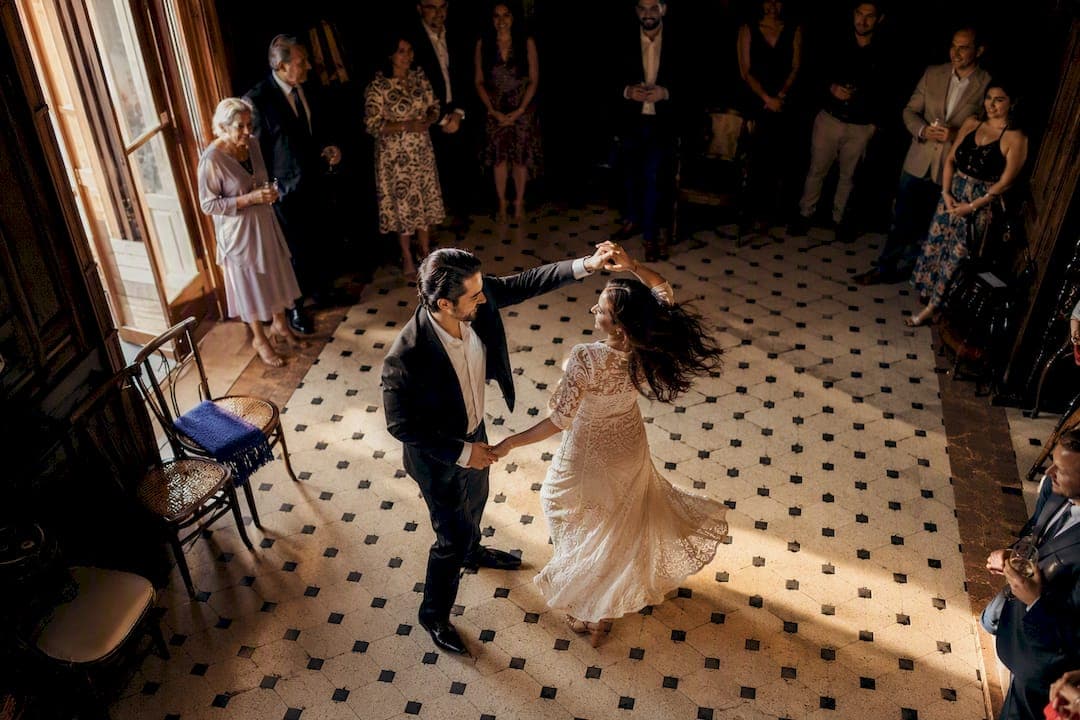 8 Engagement Party Photography Ideas You Can Hand to Your Photographer