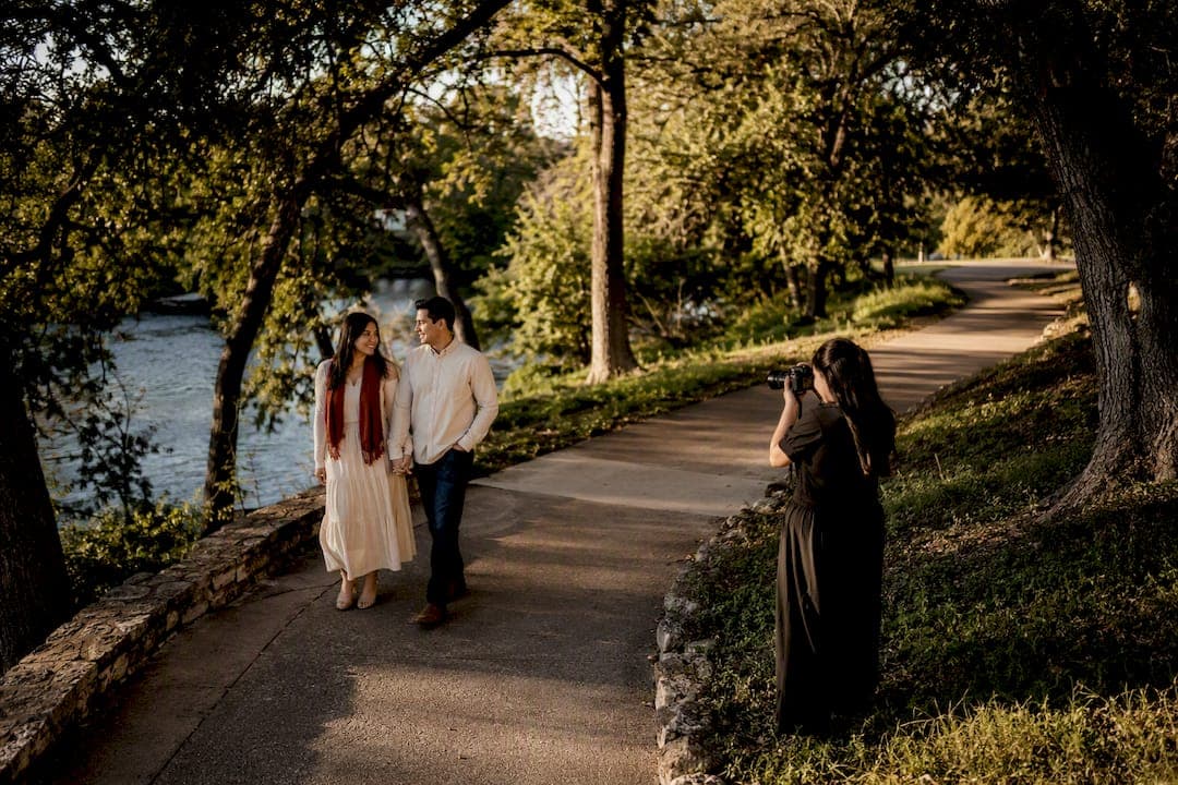 Photographer Backed New Braunfels Engagement Photo Checklist and Permit Tips